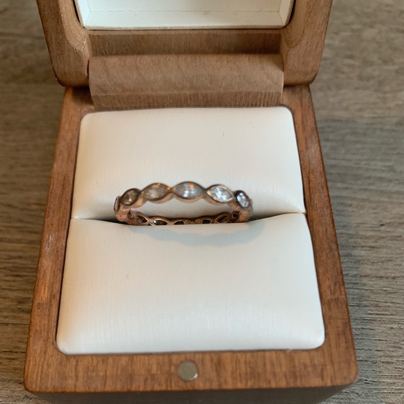 BOGO 💍Beautiful Rose Gold & Gem Ring💍 - Picture 5 of 5